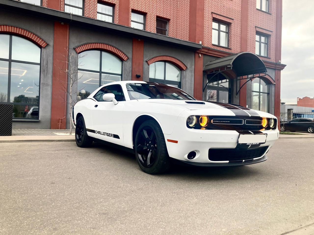 Dodge Challenger 2016 — фото 3