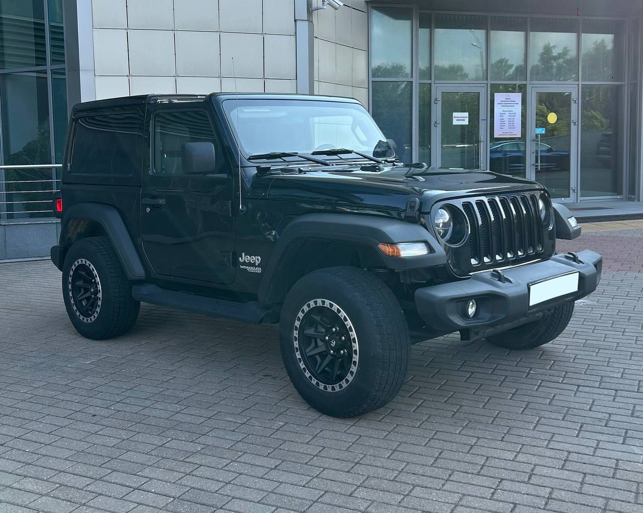 Jeep Wrangler Sport — фото 4