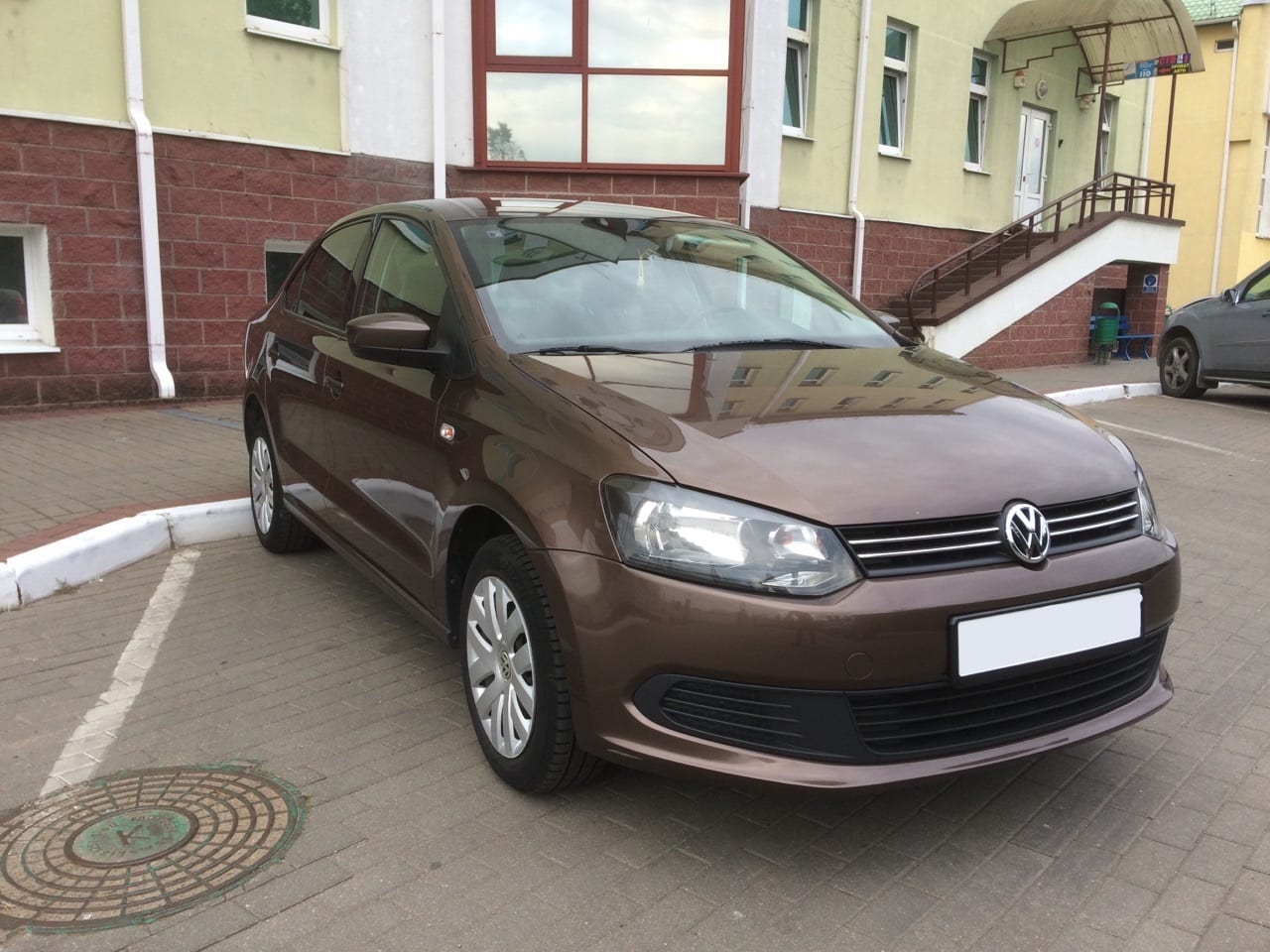 Volkswagen Polo Sedan 2014 — аренда от 100 Br/сутки