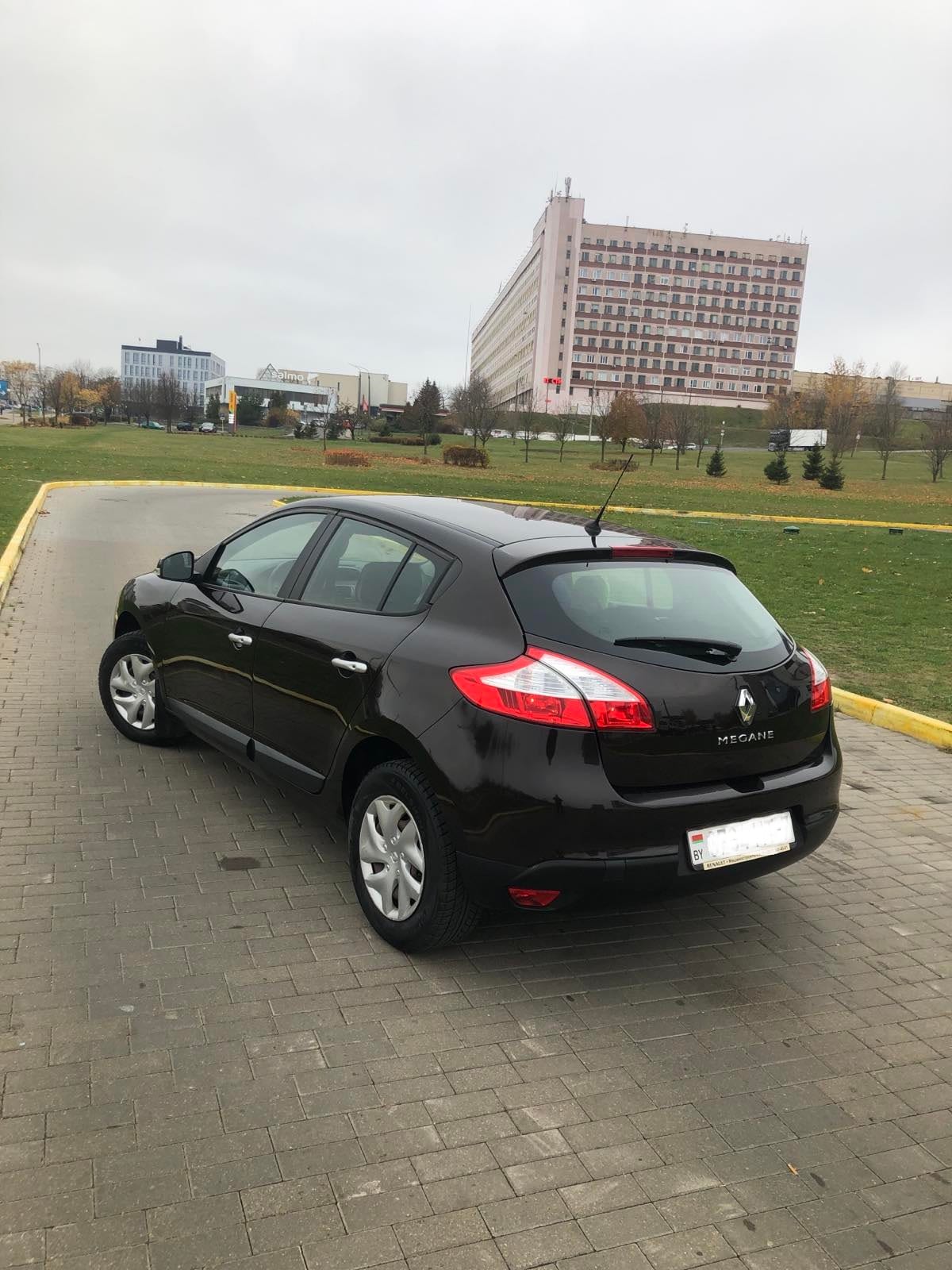 Renault Megane 3 хэтчбек 2014 — фото 3