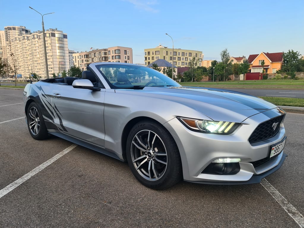 Ford Mustang Cabrio в аренду в Минске