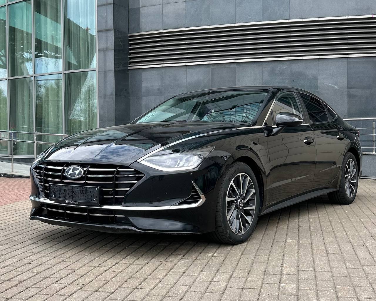 Hyundai Sonata — фото 2