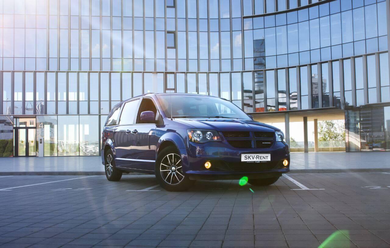 Dodge Grand Caravan GT 2024 года в аренду в Бресте