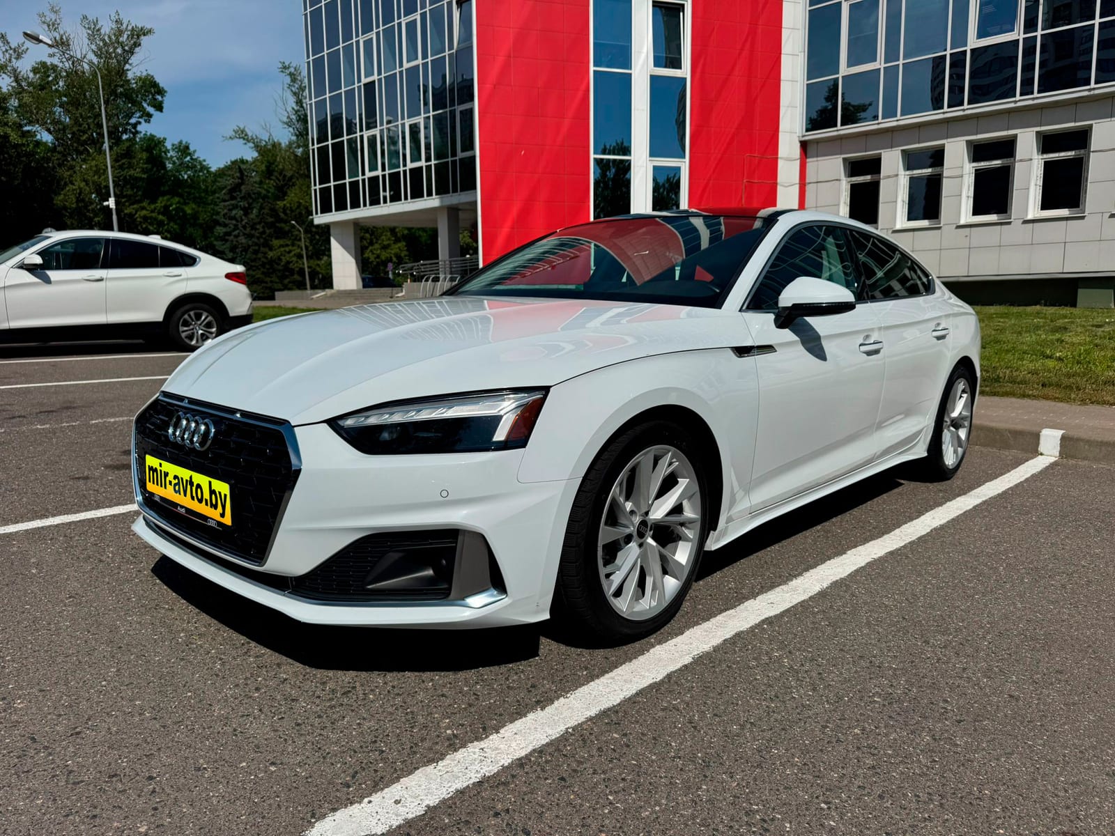 Audi A5 — аренда от 130 Br/сутки