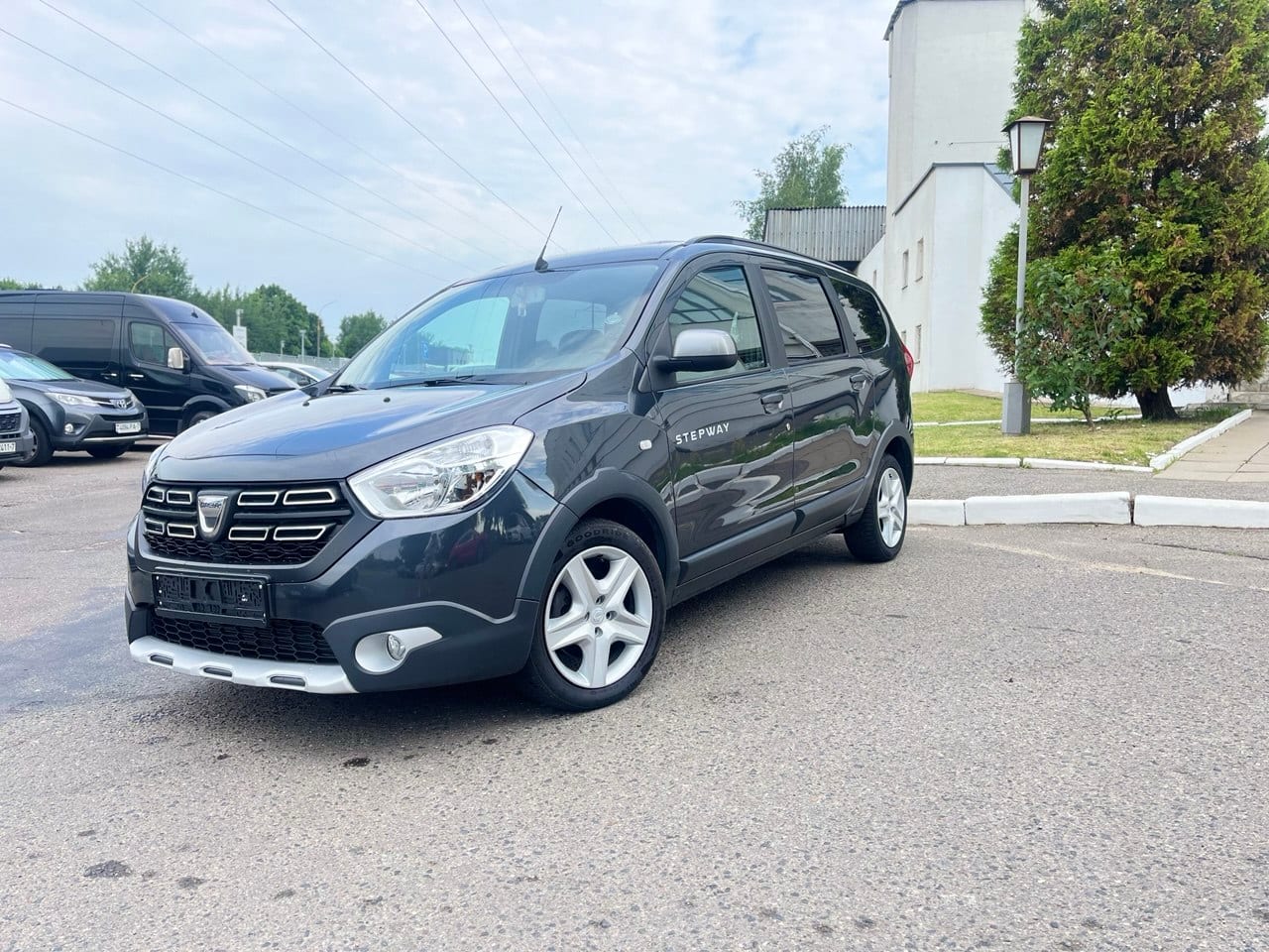 Dacia Lodgy II 7 мест 2022 — фото 2