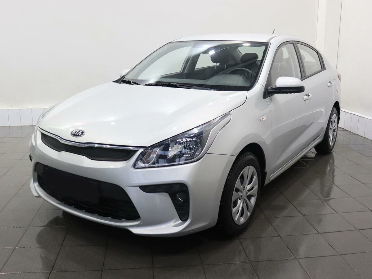 Kia Rio 2019 — аренда от 84 Br/сутки