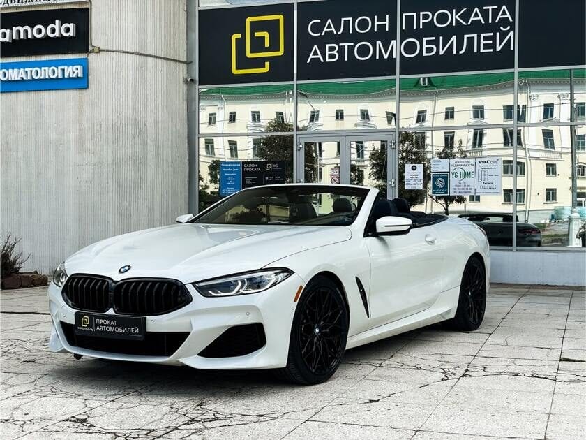 BMW 840i Cabrio 2021 года в аренду в Минске