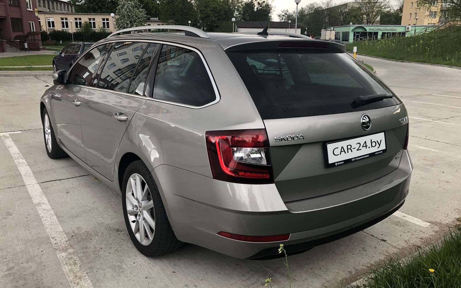 Skoda Octavia Combi 2017 — фото 2