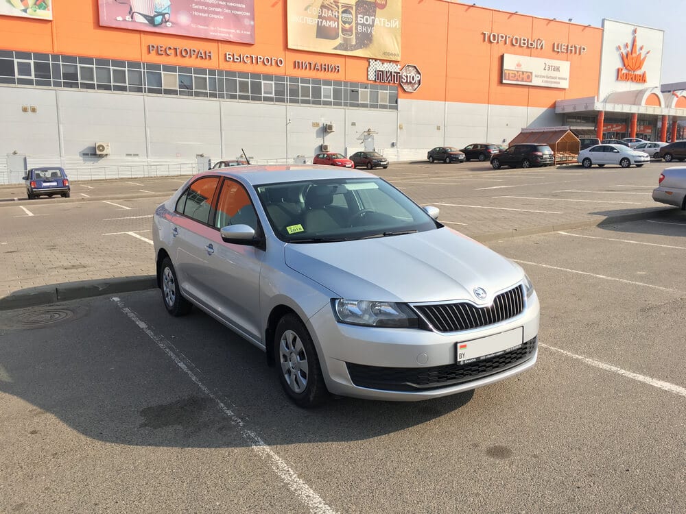 Skoda Rapid (серый) 2018 года в аренду в Минске