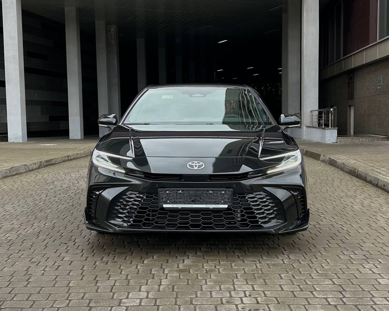 Toyota Camry XV80 — аренда от 320 Br/сутки