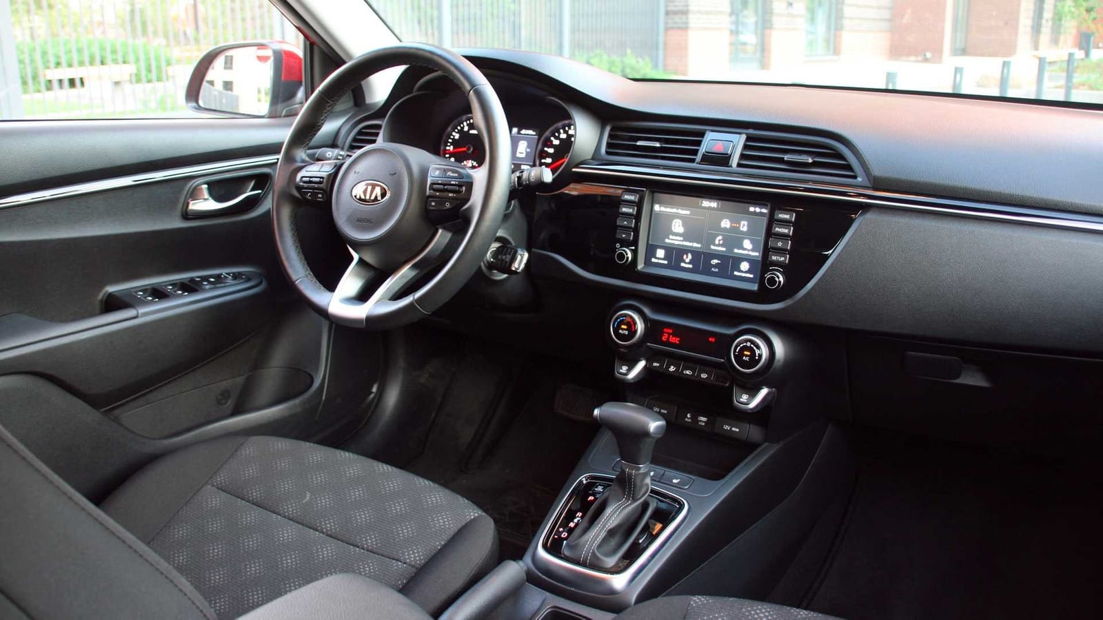 Kia Rio X-Line IV 2020 — фото 2