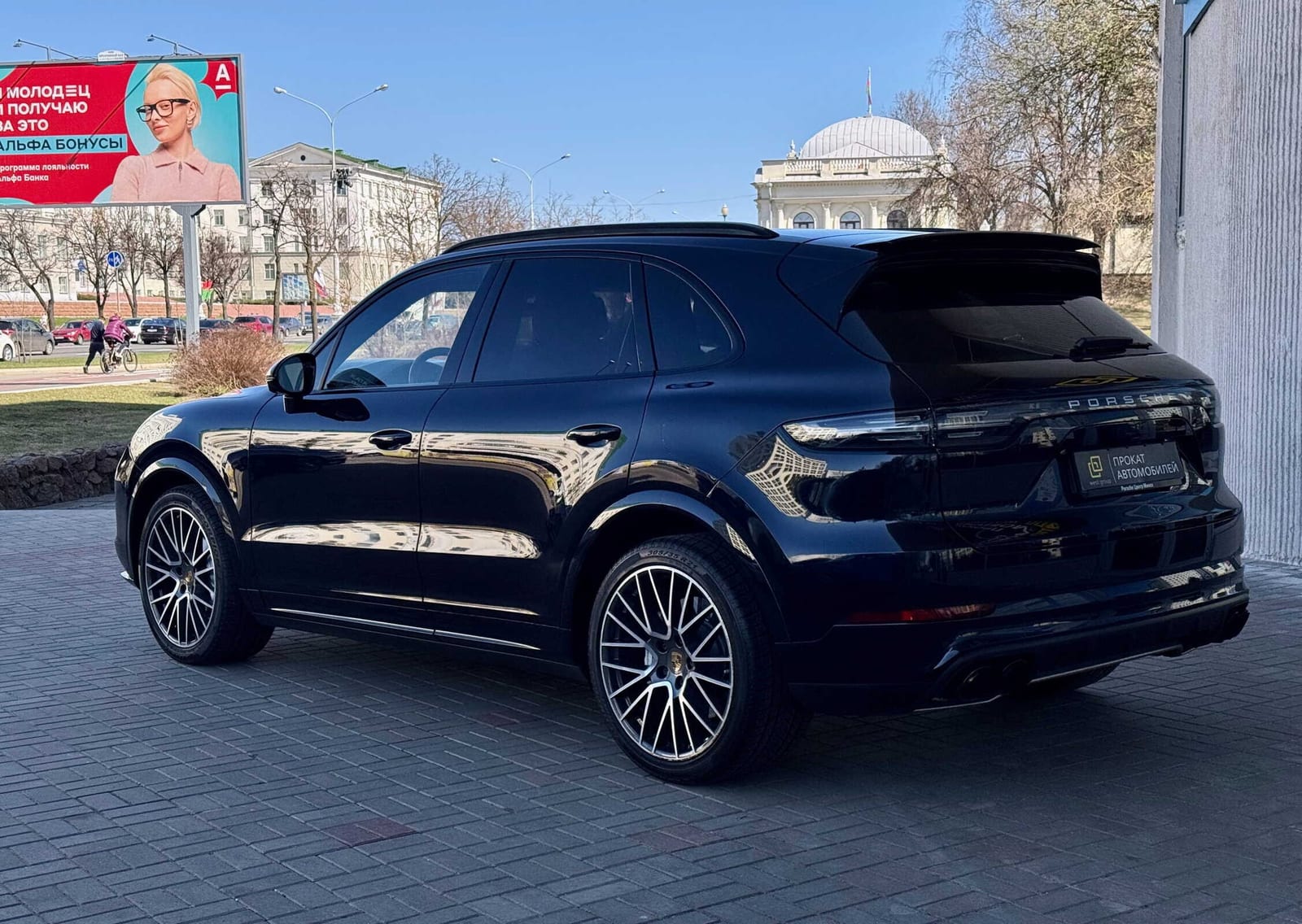 Porsche Cayenne Turbo 2021 года в аренду в Минске