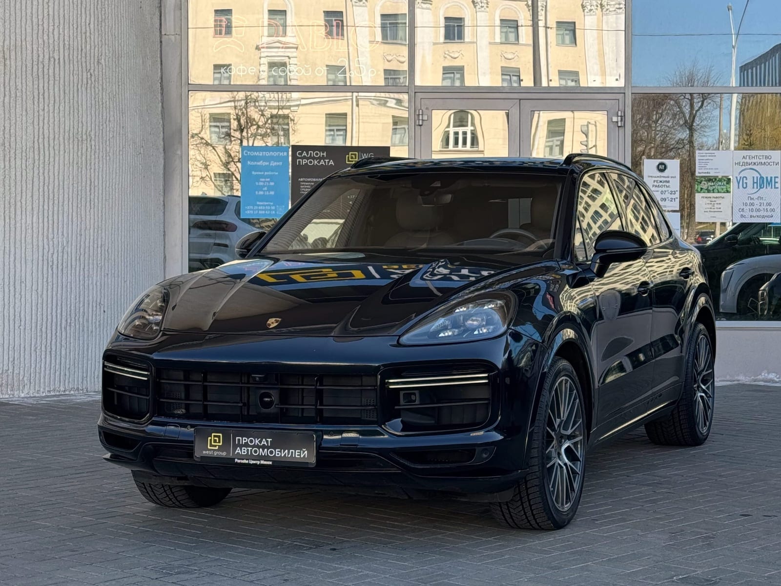 Porsche Cayenne Turbo 2021 года в аренду в Минске