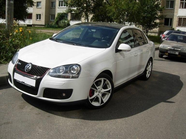 Volkswagen Jetta GLI 2009 года в аренду в Минске