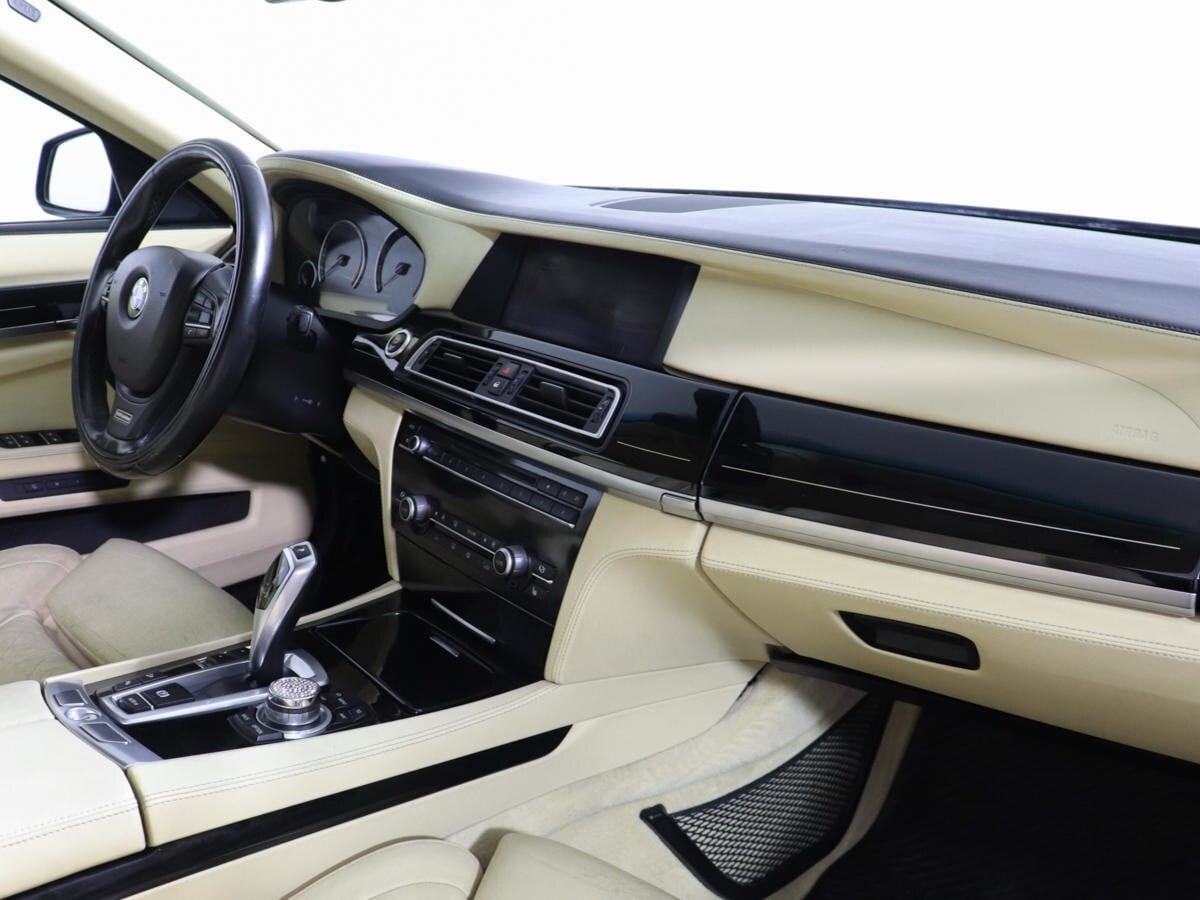BMW 7 Series (F01) restyling 2012 — фото 4