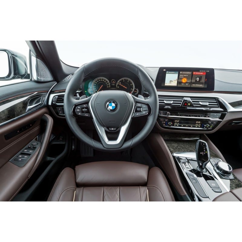 BMW 520d (G30) 2018 года в аренду в Минске