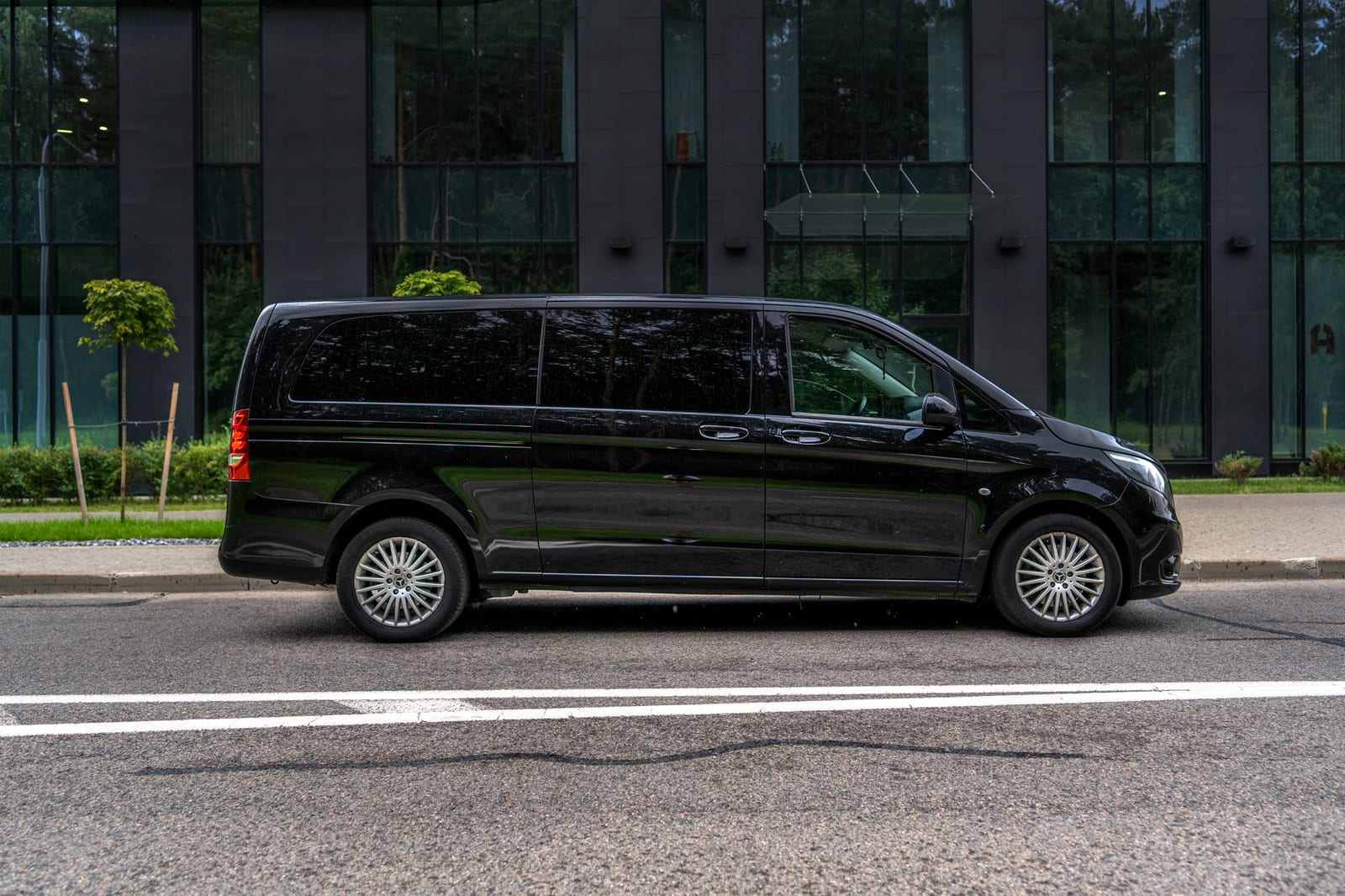 Mercedes-Benz Vito ExtraLong 2021 — фото 3