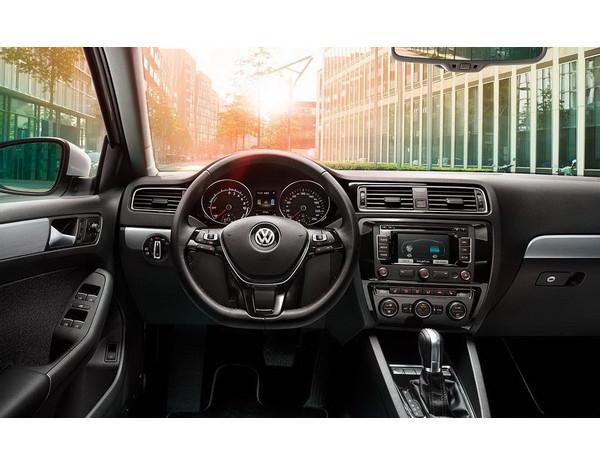 Volkswagen Jetta 2018 — фото 4