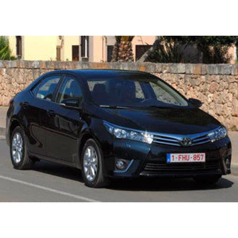 Toyota Corolla E180 2015 года в аренду в Минске