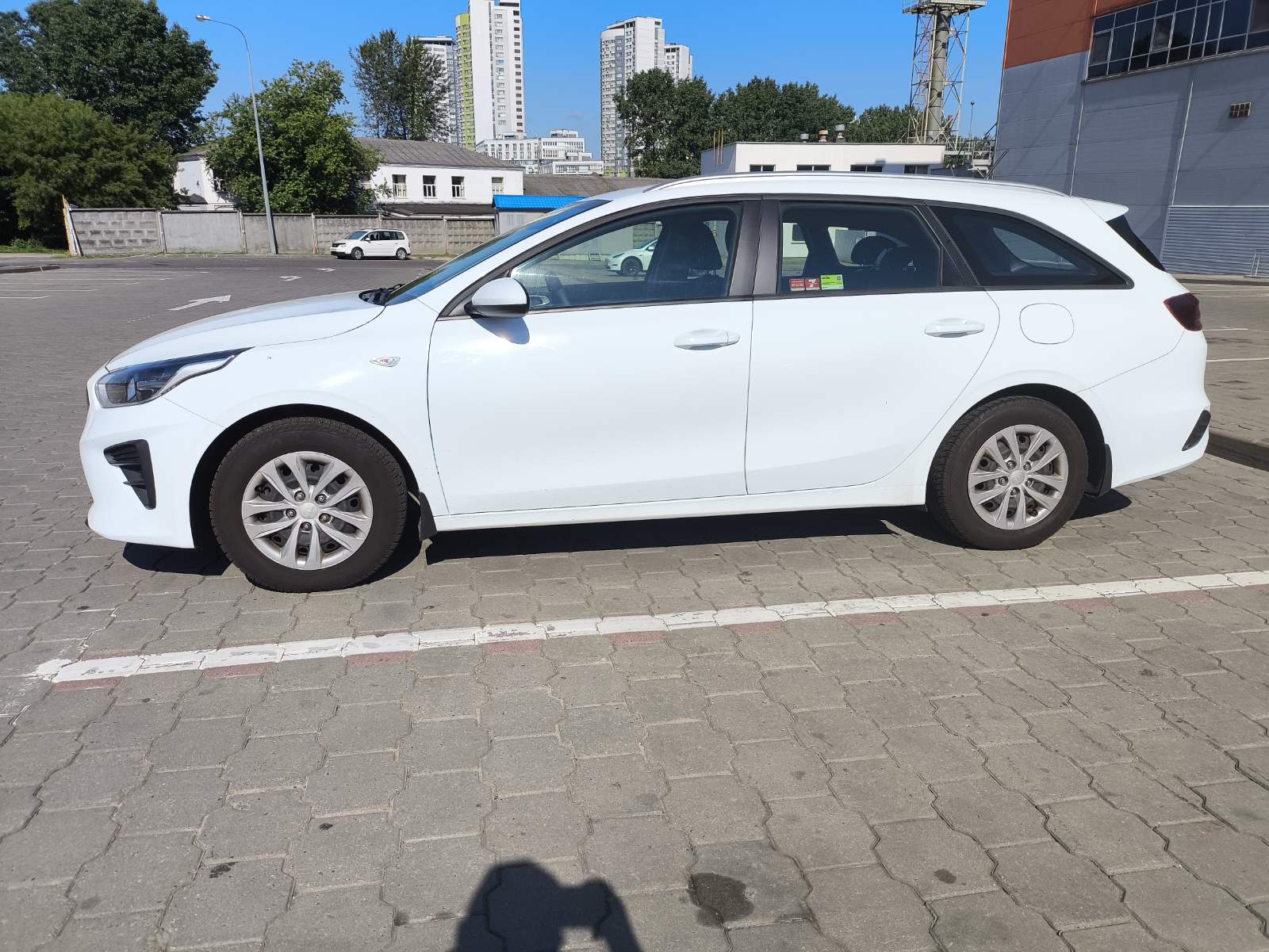 Kia Ceed Sportwagon 2021 — фото 2