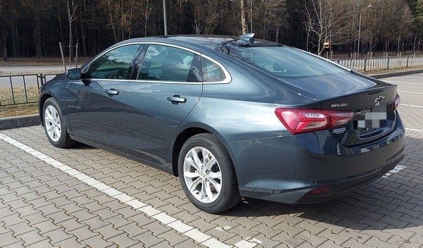 Chevrolet Malibu в аренду в Минске