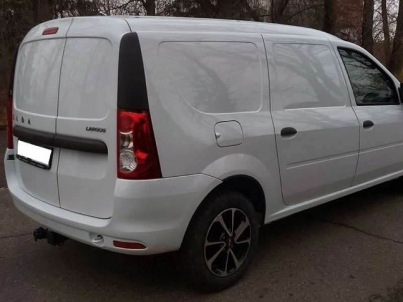 Lada Largus Фургон в аренду в Минске