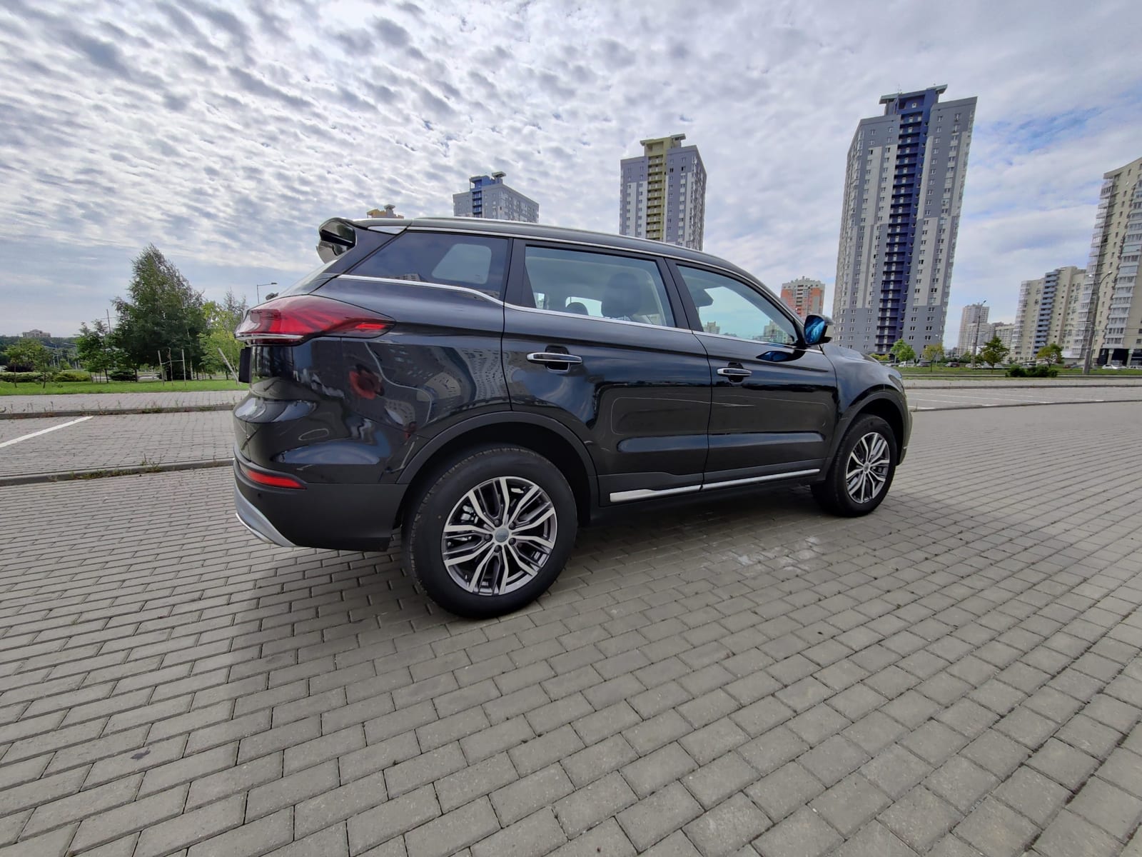Geely Atlas Pro 2024 года в аренду в Гомеле