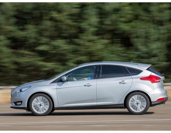 Ford Focus Hatchback 2018 — фото 3