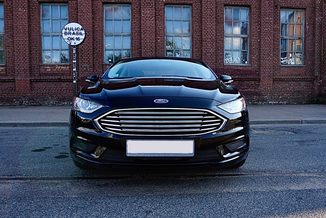 Ford Fusion 2017 — фото 2