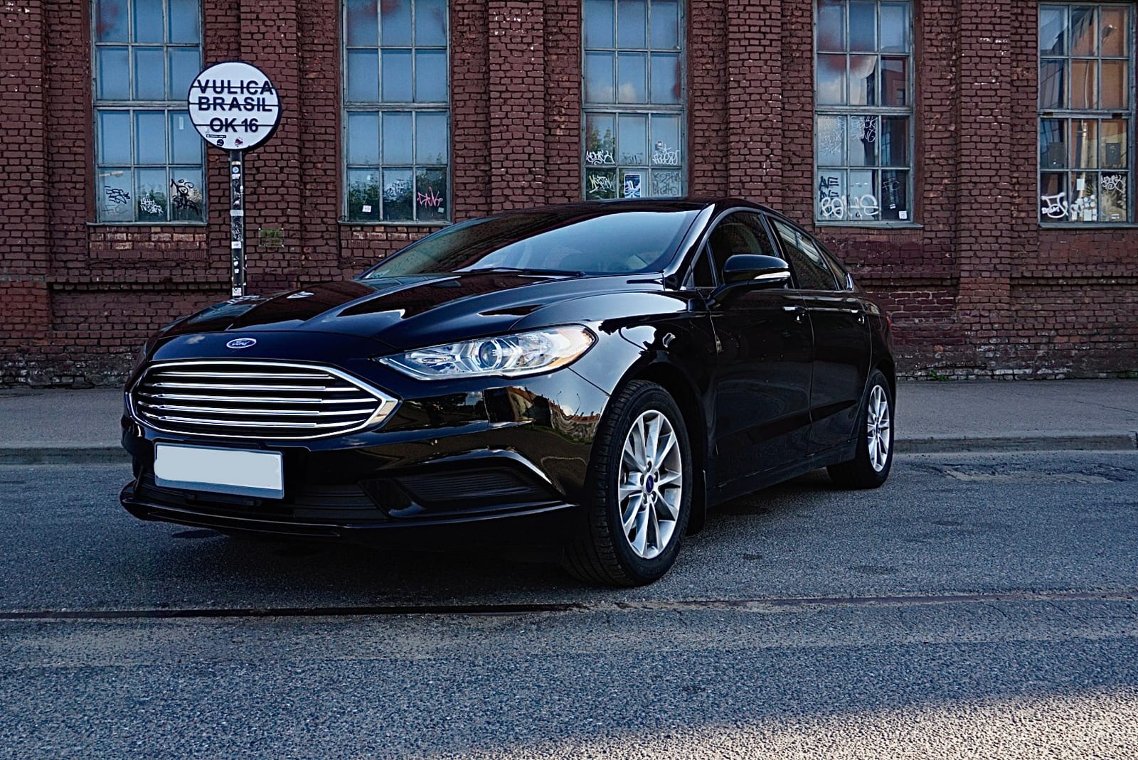 Ford Fusion 2017 — фото 3