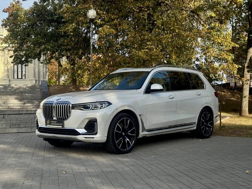 BMW X7 2021 года в аренду в Минске