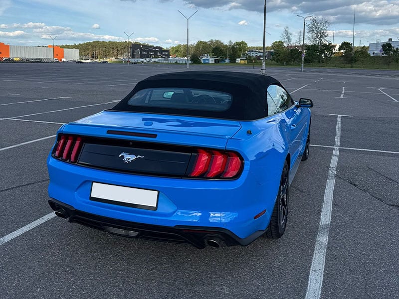 Ford Mustang 2022 года в аренду в Минске