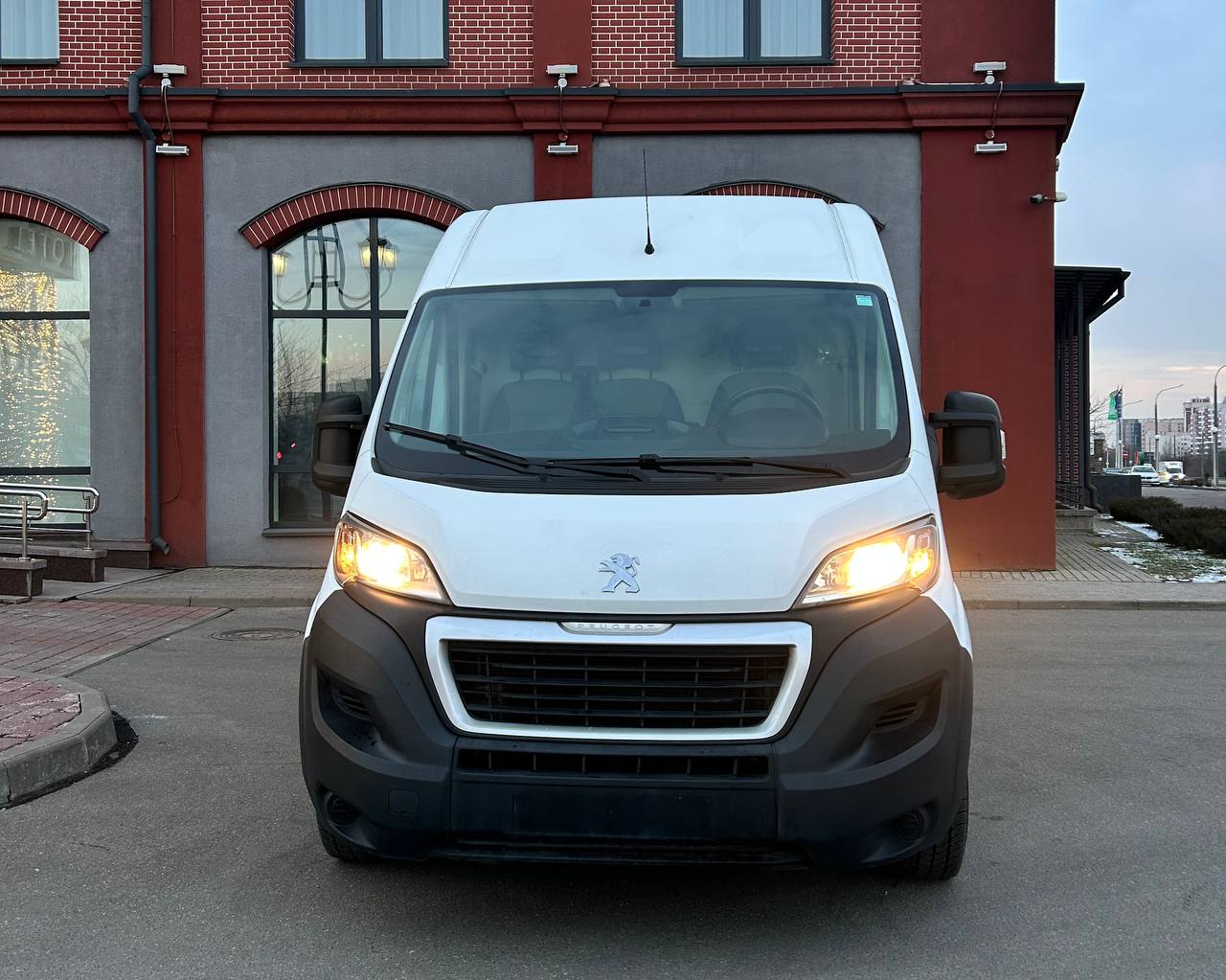 Peugeot Boxer — фото 2