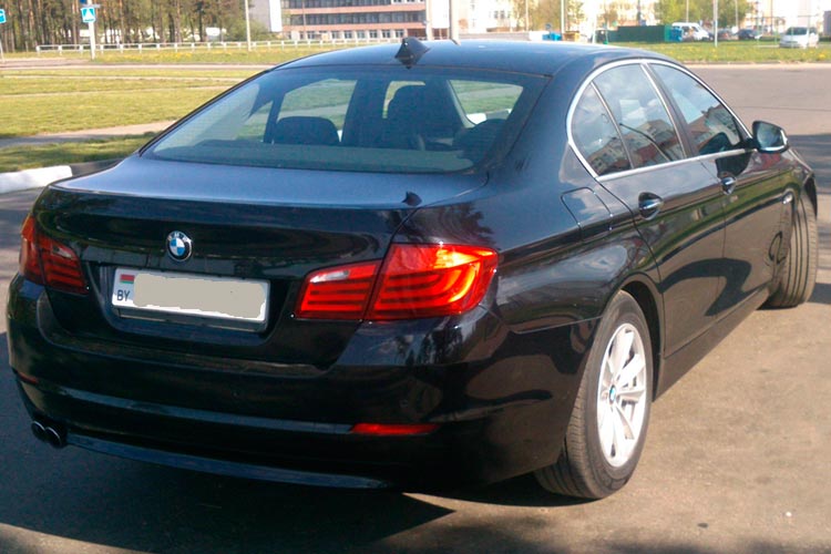 BMW 520 (F10) 2011 года в аренду в Минске