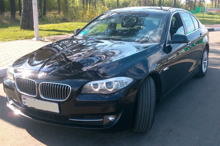 BMW 520 (F10) 2011 года в аренду в Минске