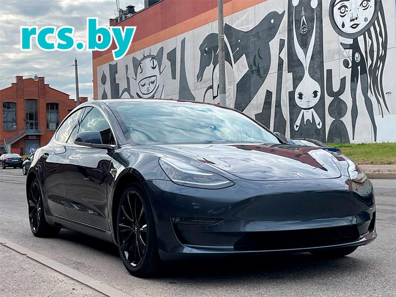 Tesla Model 3 2020 — аренда от 400 Br/сутки