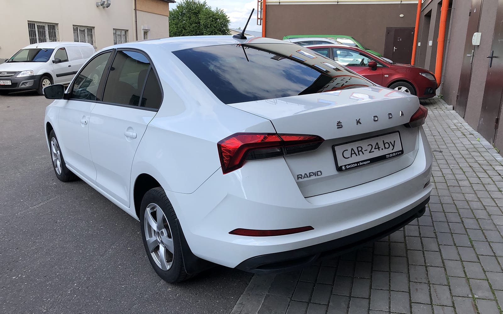 Skoda Rapid 2021 — фото 2