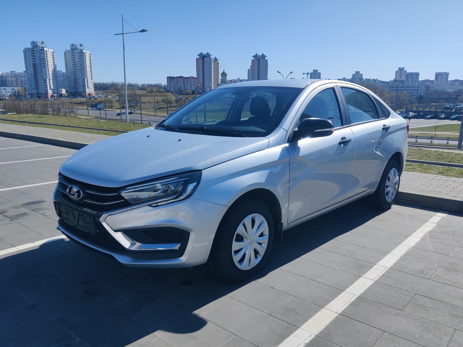 Lada Vesta 2024 — аренда от 110 Br/сутки