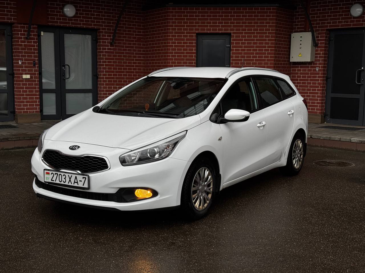 Kia cee'd 2014 — аренда от 100 Br/сутки