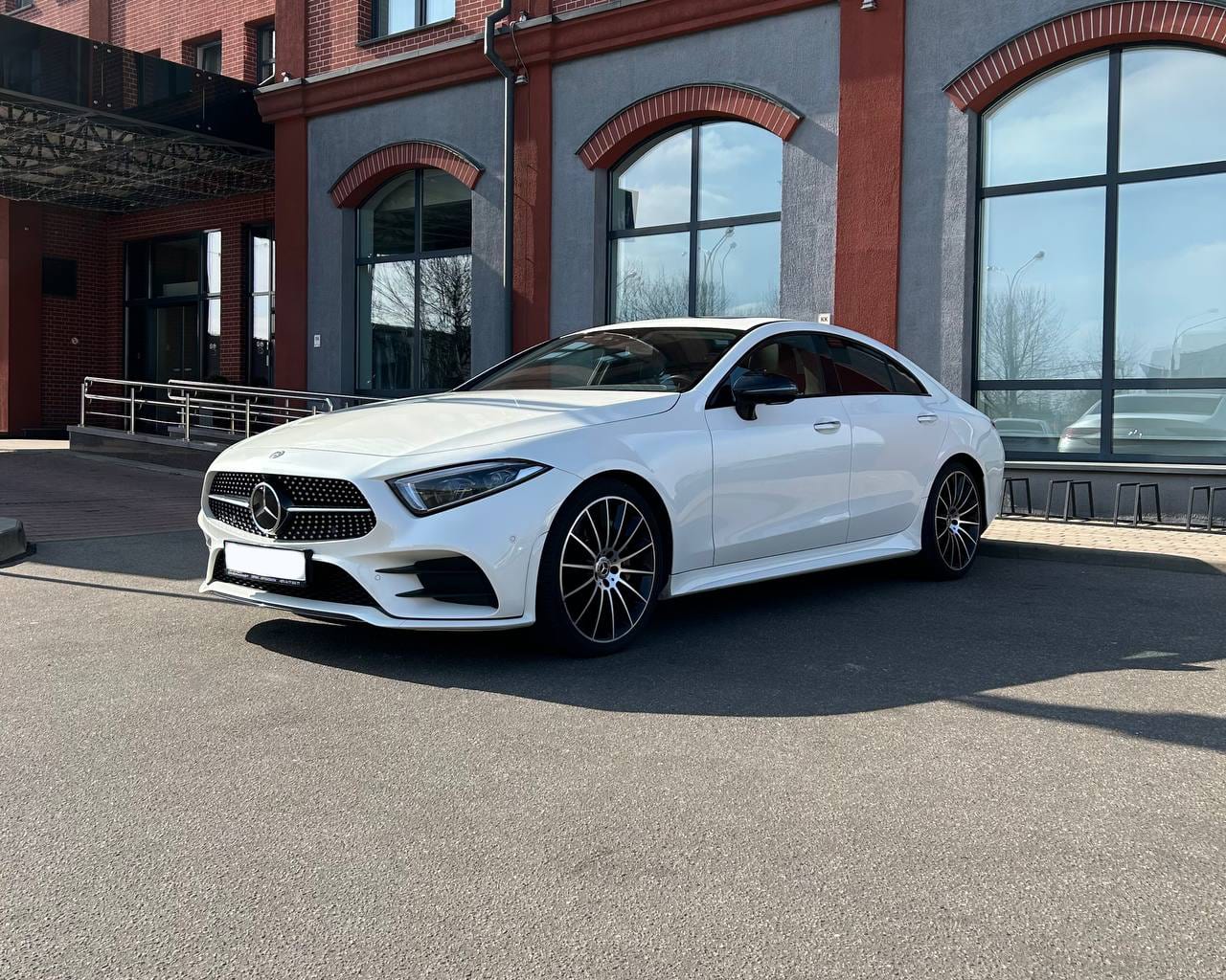 Mercedes-Benz CLS 300 2019 — фото 3