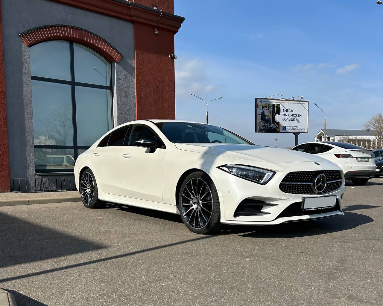 Mercedes-Benz CLS 300 2019 — фото 4