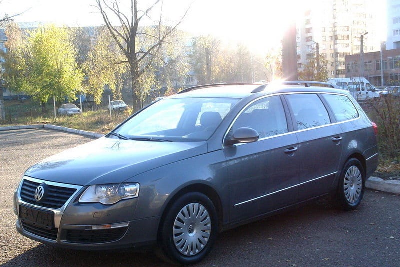 Volkswagen Passat 2006 — аренда от 80 Br/сутки
