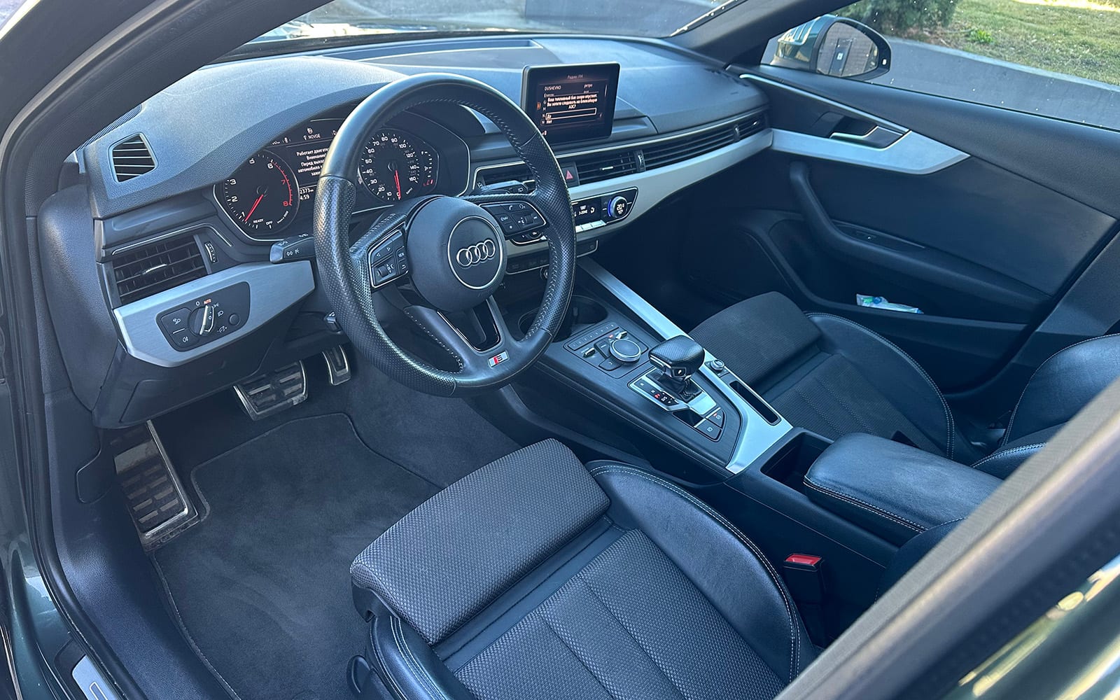 Audi A4 Avant 2018 — фото 3