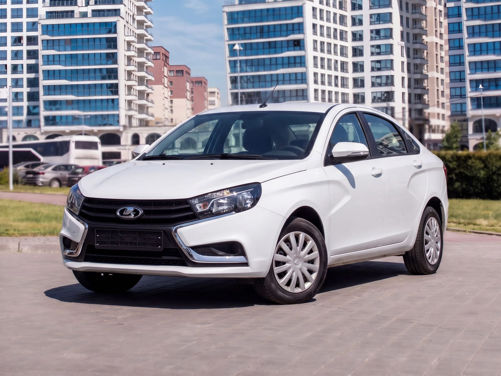 Lada Vesta White 2021 года в аренду в Минске