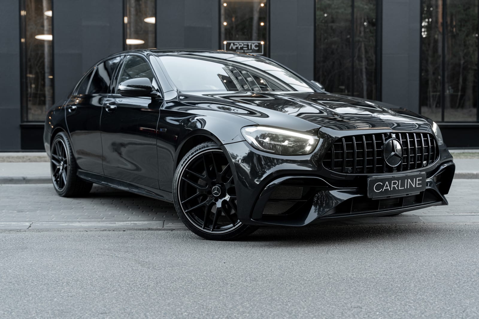 Mercedes-Benz E-Class AMG Rest 2022 — фото 2