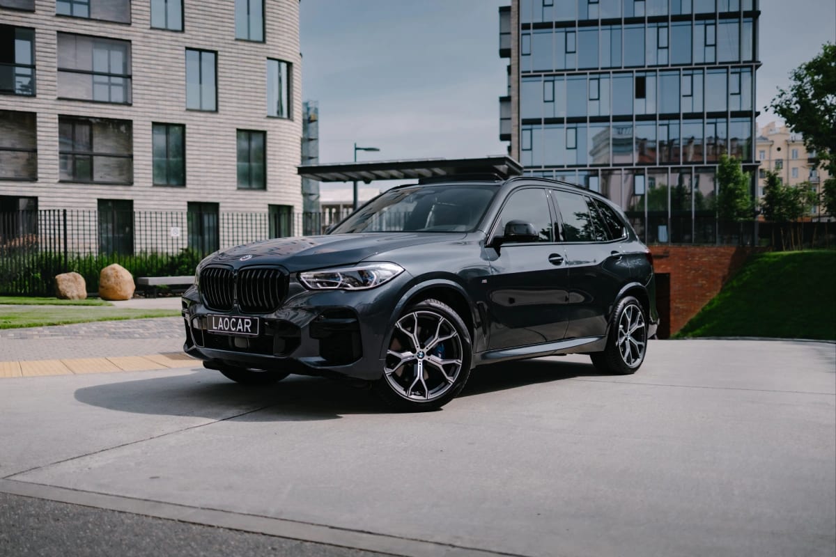 BMW X5 3.0d Gray в аренду в Минске