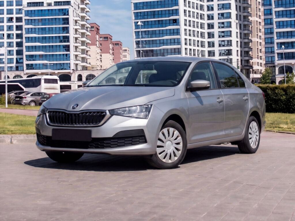 Skoda Rapid Grey 2020 — аренда от 140 Br/сутки