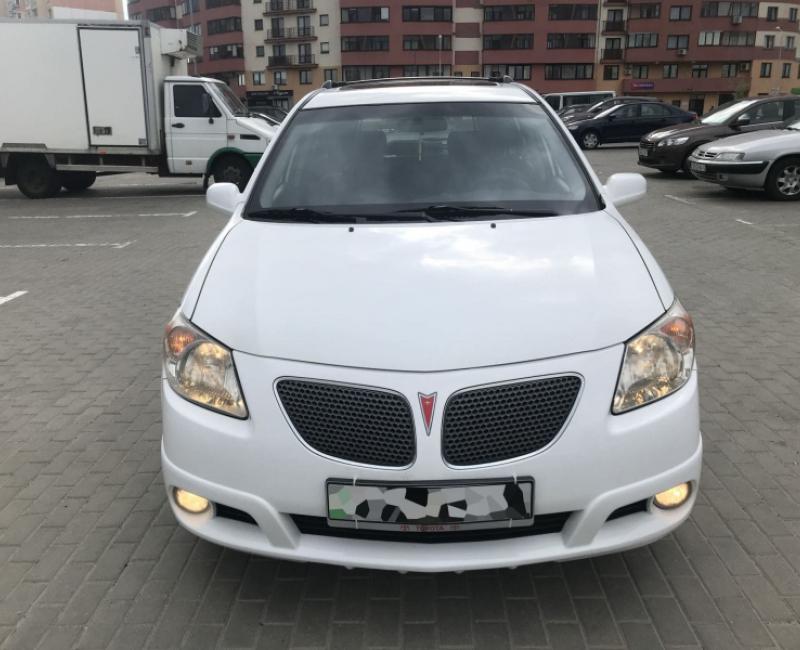 Pontiac Vibe (белый) в аренду в Минске