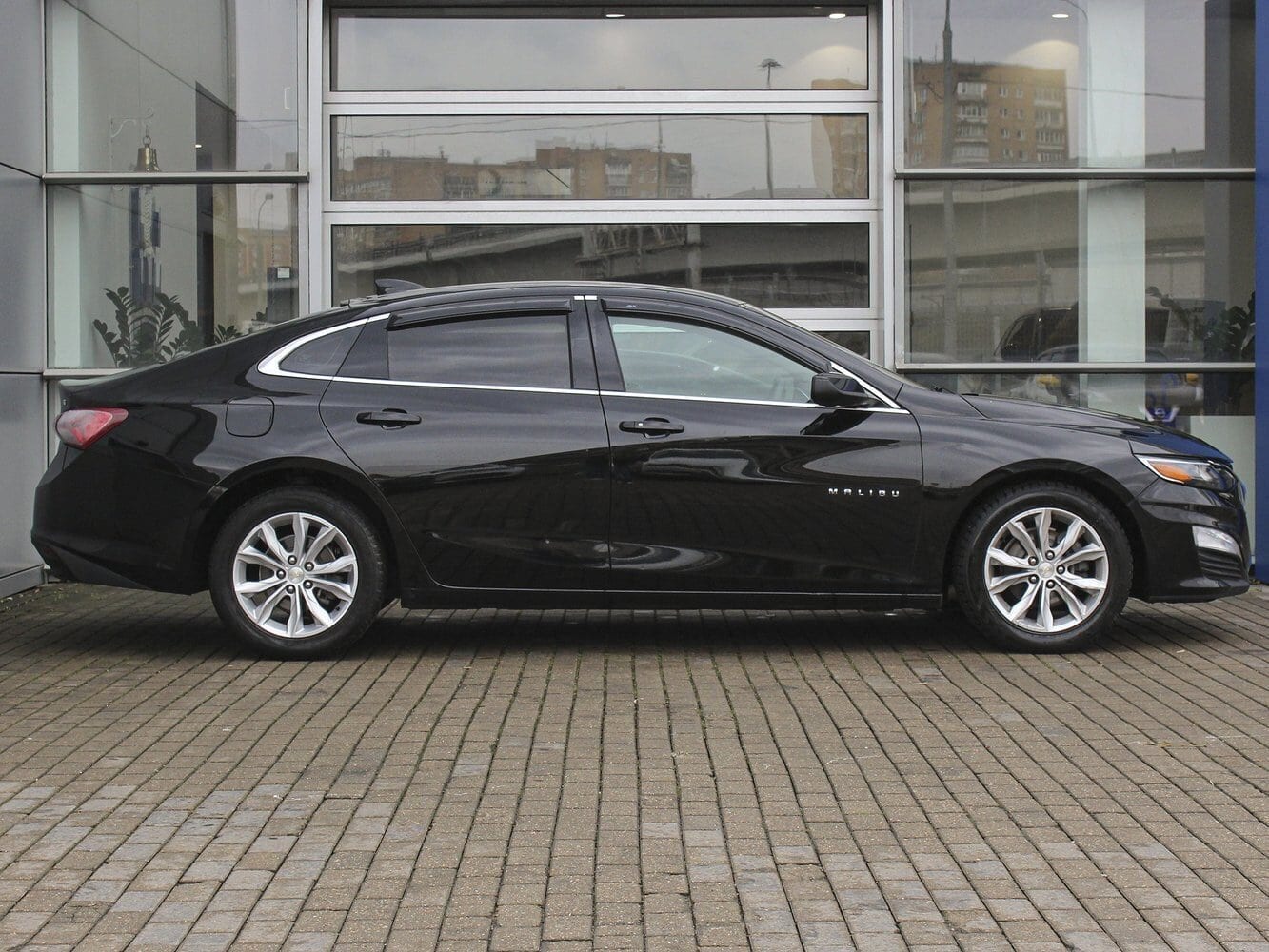 Chevrolet Malibu 2021 года в аренду в Минске