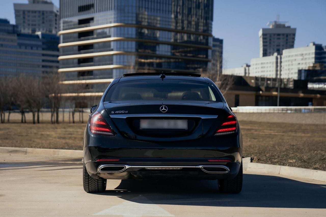 Mercedes-Benz S-Klass W222 S400d — фото 4